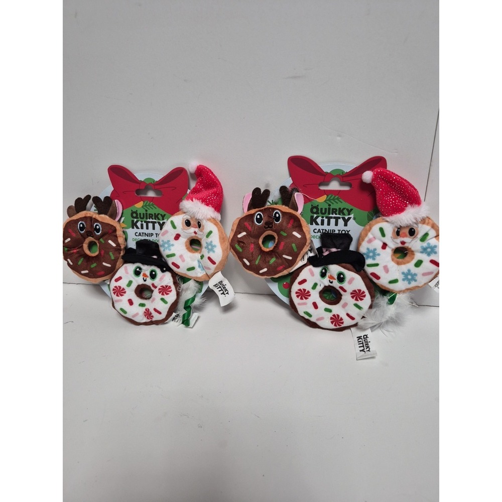 Quirky Kitty Catnip Toy Donut Set Christmas  With 3 Plush Toys For Cats Lot Of 2